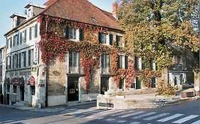 Logis Hôtel des Messageries
